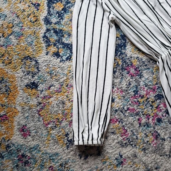 BOOHOO off the shoulder blouse - Picture 5 of 8